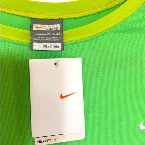 NIKE FIT-DRY Short Sleeve Athletic Tee Shirt Line Green Large NIKE GREEN… - Picture 5 of 5